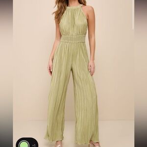 Lulu’s Flawless Mindset Green Satin Plisse Tie-Back Jumpsuit NWOT